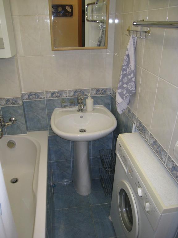 Elephant Hostel Dnipro Bagian luar foto
