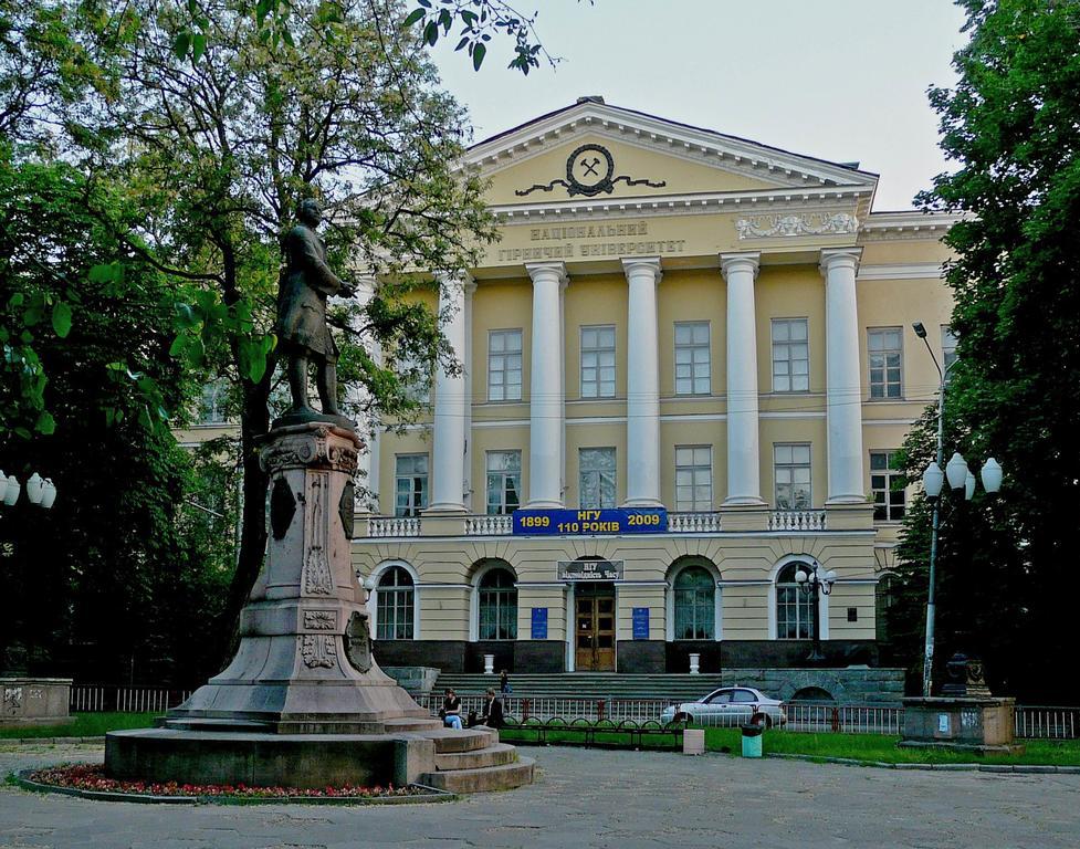 Elephant Hostel Dnipro Bagian luar foto